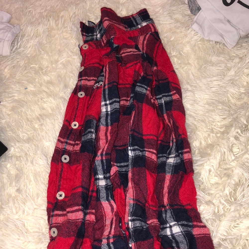 A red plaid shirt
